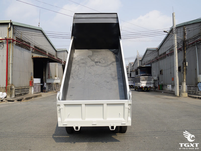 xe ben isuzu 2 tan qkr230 h15