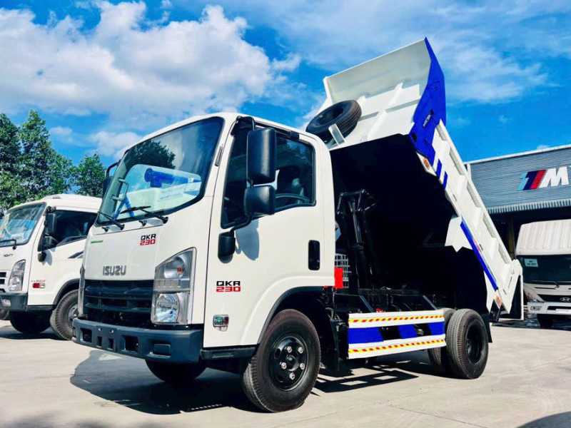 xe ben isuzu qkr 230